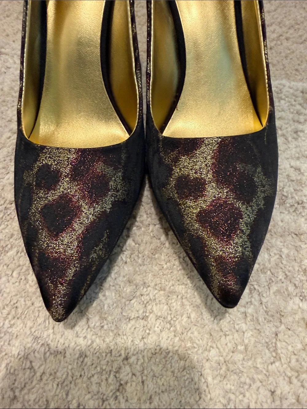 NIB Nine West Size 9.5M Pointy Toe Stiletto Animal Print Glittery Metallic Gold